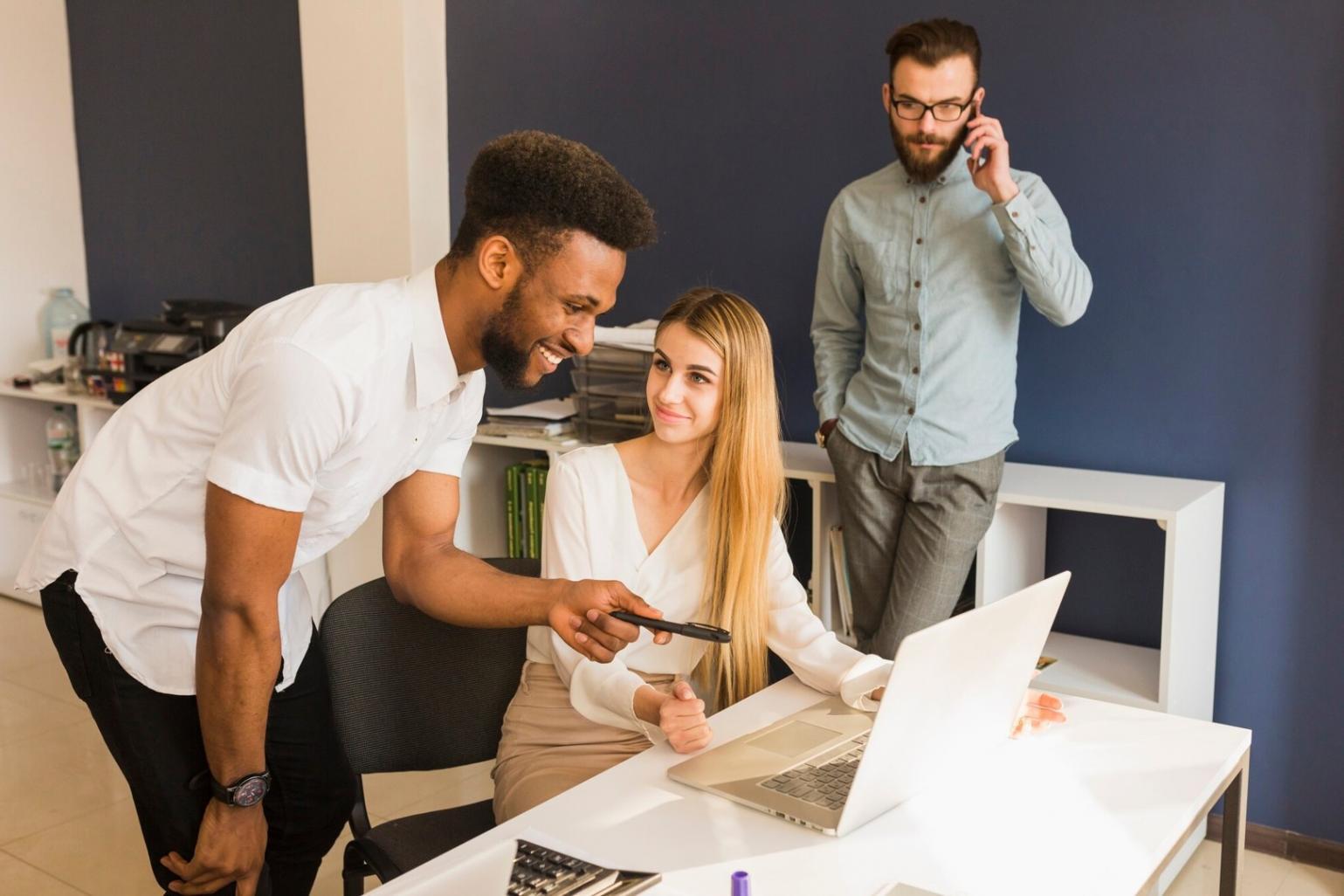 Pantalla de configuración de automatización financiera mostrando reglas personalizadas